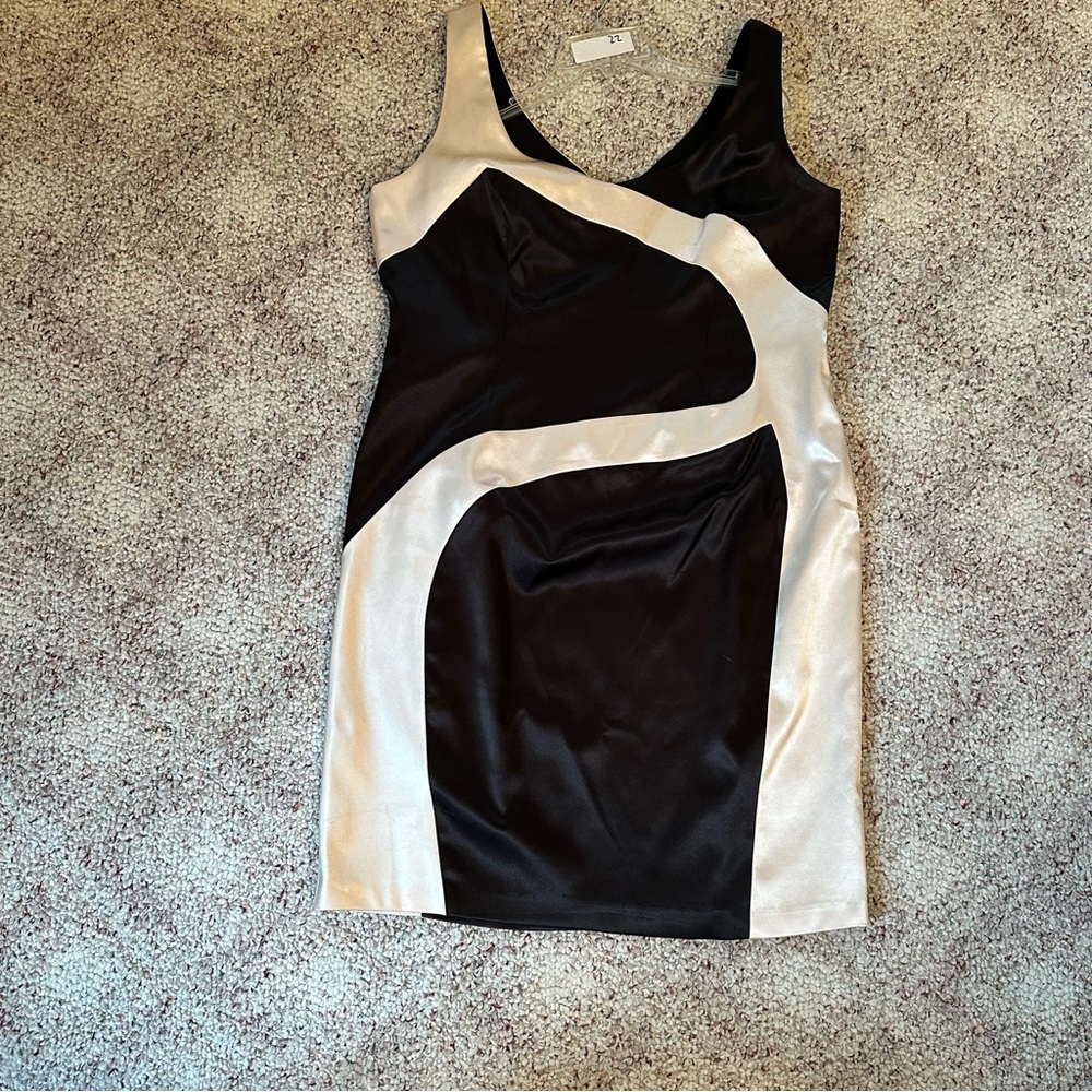 Anne Klein Asymmetrical Black and Cream Mini Dress